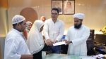 আমতলীতে অগ্নিকান্ডে গৃহহীন দু’বিধবাকে সহায়তার চেক প্রদান