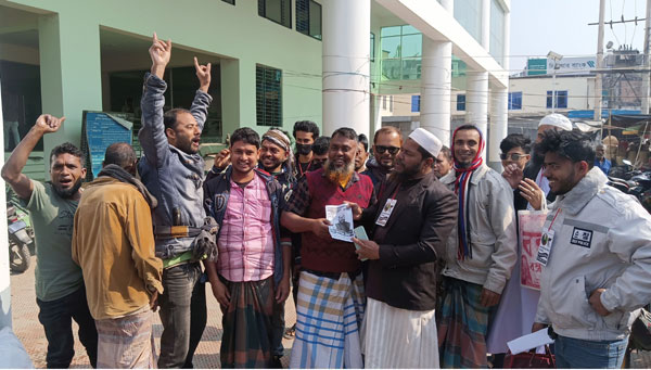 গোপালগঞ্জ -২ আসনে জাসদ প্রার্থীর প্রচারণা ও লিফলেট বিতরণ