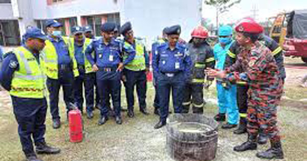 গৌরনদীতে অগ্নি নির্বাপন মহড়া