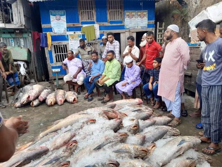 ইন্দুরকানীর দুলালের জালে ফের ২৫লাখ টাকার লাক্ষা মাছ!