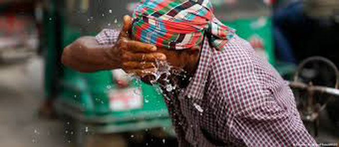 চরফ্যাশনে হিটস্ট্রোক ও ভ্যান চাপায় নিহত-২