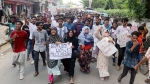 <small>কোটা সংস্কার দাবিতে</small>ফুলবাড়ীতে শিক্ষার্থীদের বিক্ষোভ-সমাবেশ
