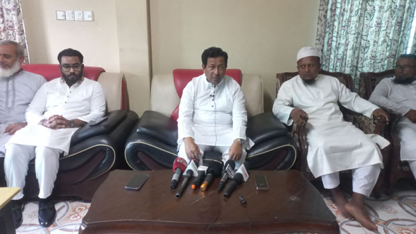 গোপালগঞ্জে গণমাধ্যমকর্মীদের সাথে বিএনপি নেতার মতবিনিময়