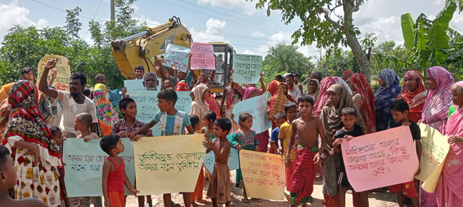 কলাপাড়ায় জনবিক্ষোভের মুখে উচ্ছেদ কার্যক্রম স্থগিত