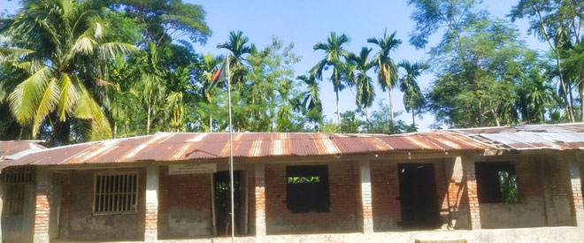 আমতলীতে শিক্ষার্থী নেই স্কুলের নিয়মিত বেতন পান শিক্ষক-কর্মচারিরা!