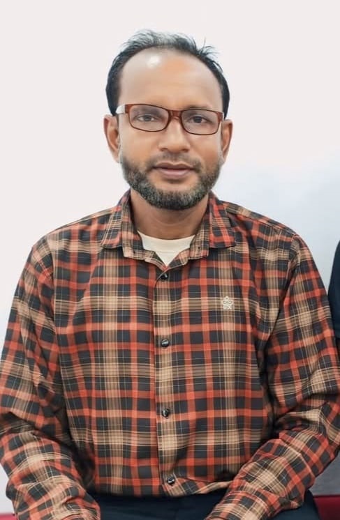 দুমকিতে স্কুল শিক্ষকের বিরুদ্ধে গৃহবধূর শ্লীলতাহানির অভিযোগ!