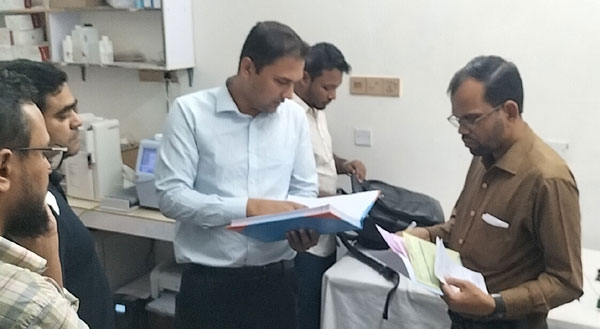 আমতলীতে দুই বে-সরকারী হসপিটালকে জরিমানা