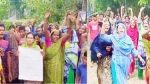 গৌরনদীতে ওসি’র বিরুদ্ধে মামলার প্রতিবাদে বিক্ষোভ মিছিল