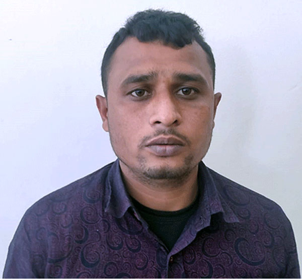 নেছারাবাদে হত্যাসহ ১৮মামলার পালাতক আসামি গ্রেফতার