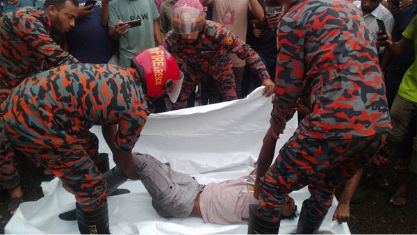গৌরনদীতে বাস চাপায় মোটর সাইকেল চালক নিহত