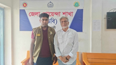 <small>ডেভিল হান্ট অভিযান পটুয়াখালীতে</small> গ্রেফতার জেলা আওয়ামী লীগ নেতা তসলিম সিকদার