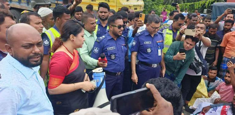 উপজেলা নির্বাহী কর্মকর্তা রিফাত আরা মৌরি, সহকারী কমিশনার (ভূমি) রাজীব হোসেন এবং ওসি ইউনুস মিয়া ঘটনাস্থলে গিয়ে কথা বলেন।