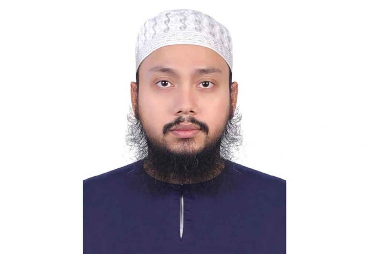 ছারছীনা দরবার শরীফের পীর ছাহেব আলহাজ্ব মাওলানা শাহ্ আবু নছর নেছারুদ্দীন আহমাদ হুসাইন (মা.জি.আ.)