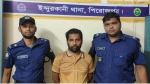 <small>সাঈদীর ফাঁসির রায়ে মিষ্টি বিতরণ</small> ইন্দুরকানীতে আ’লীগ নেতাকে গণধোলাই দিয়ে পুলিশে সোপর্দ