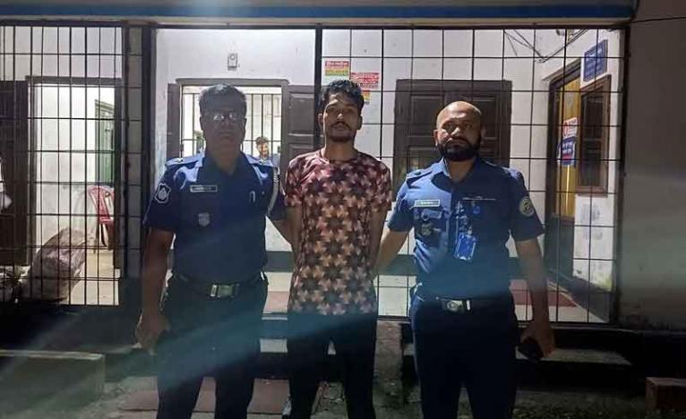 বরগুনায় হ্যাণ্ডকাপ খুলে পালানো সেই আসামি গ্রেফতার