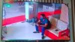 কুয়াকাটায় পর্যটকের ছদ্মবেশে হোটেলের টিভি চুরি