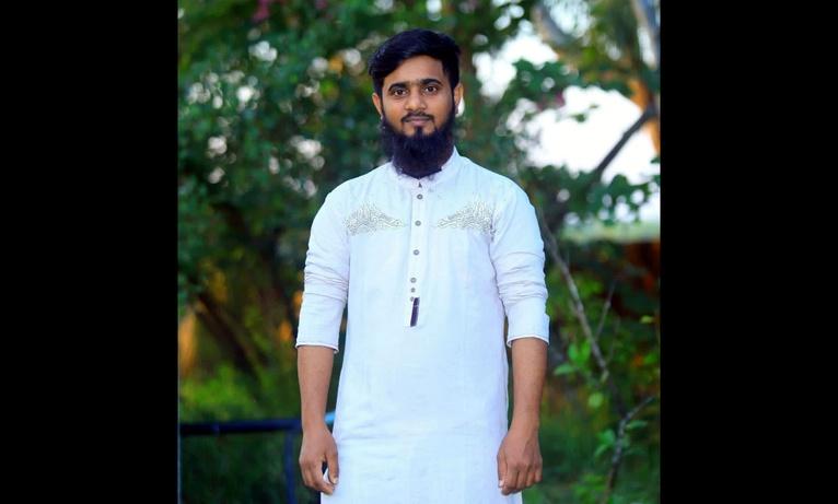 কলাপাড়ায় দর্জিদোকানির আত্মহত্যা, চিরকুটে স্ত্রীকে দায়ী!
