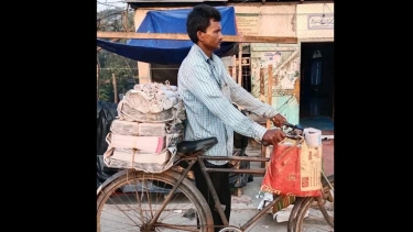 বাবুগঞ্জের পত্রিকা বিক্রেতা মুজিবুর রহমান আর নেই
