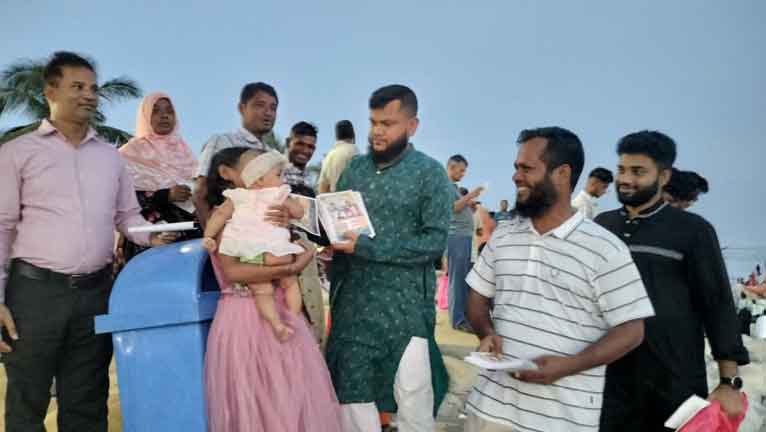 কুয়াকাটায় নতুন সদস্য সংগ্রহে এনসিপি‘র লিফলেট বিতরণ