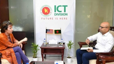 মার্কিন চার্জ দ্য’অ্যাফেয়ার্সের সাথে প্রধান উপদেষ্টার বিশেষ সহকারীর বৈঠক