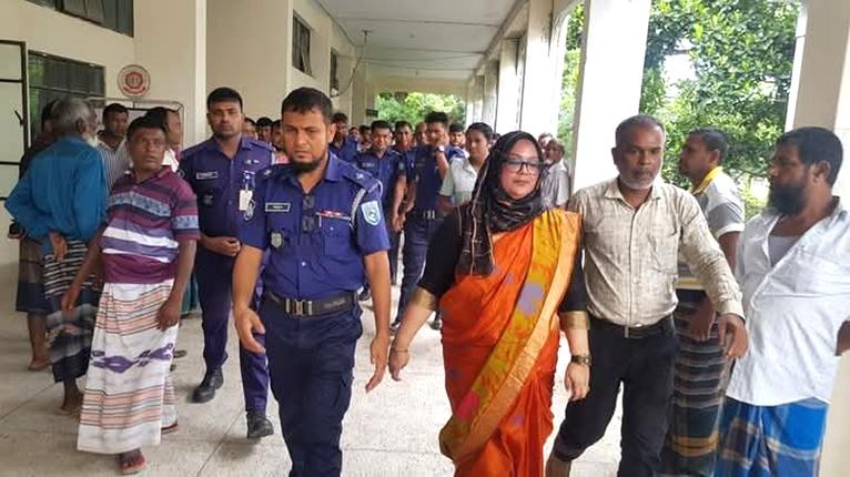 সাংবাদিক নির্যাতন মামলায় কুড়িগ্রামের সাবেক ডিসি কারাগারে