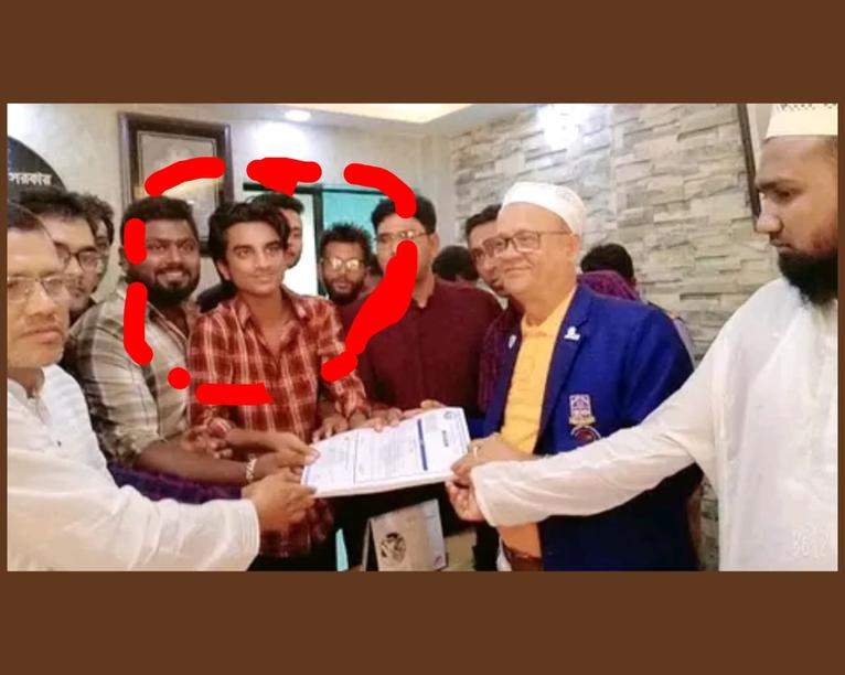 সাবেক মন্ত্রীকে ফুল দেওয়াকে কেন্দ্র করে বিএনপি কর্মীকে পিটিয়ে জখম