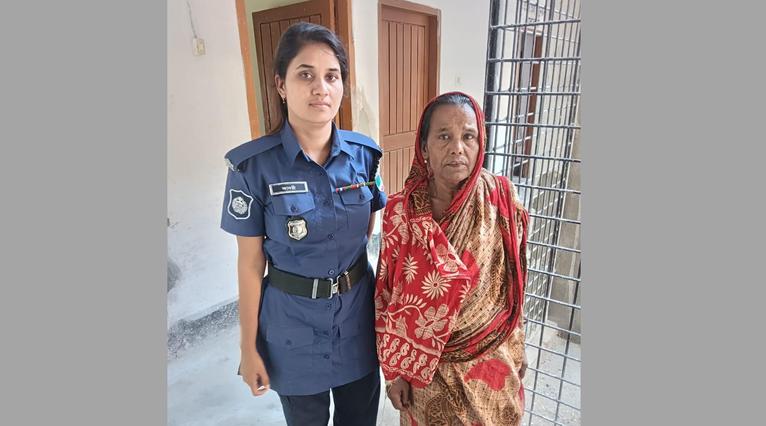 বাগেরহাটে ভাতের হোটেল থেকে ইয়াবাসহ নারী আটক