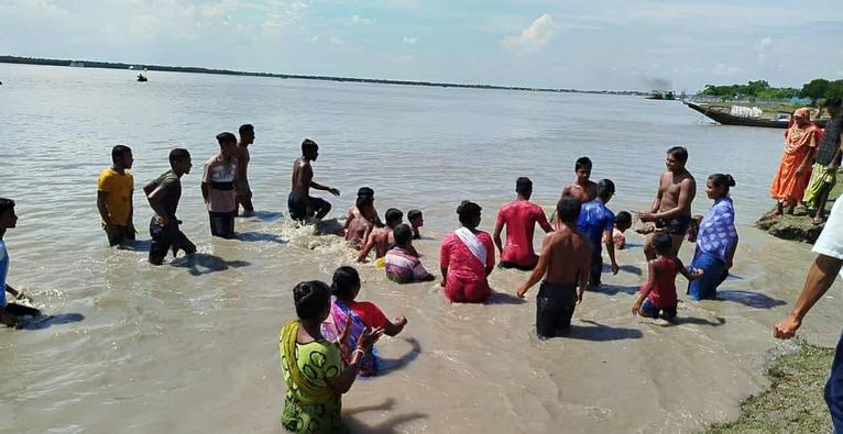 দূষণে বিপর্যস্ত পশুর নদী, সুন্দরবনের প্রাণকে রক্ষার আহ্বান