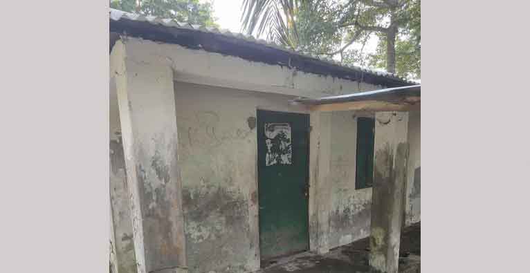 ‎ ‎চরফ্যাশনে শিশুদের পাঠশালায় বিএনপি অফিস!