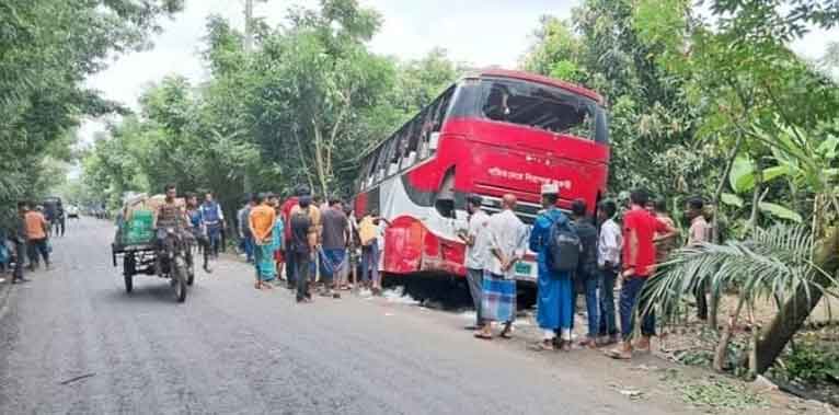 কচুয়ায় বাসচাপায় স্কুল শিক্ষক নিহত