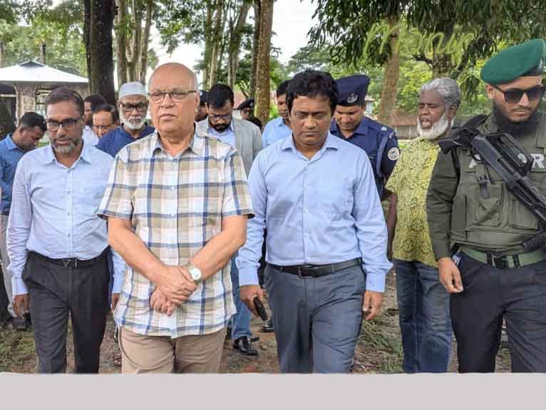 দুর্যোগপ্রবণ এলাকায় প্রয়োজনমাফিক সাইক্লোন শেল্টার নির্মাণ হবে-ত্রাণ উপদেষ্টা ফারুক ই আজম