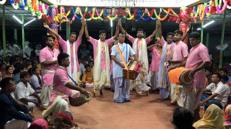 গোপালগঞ্জে ২৪ প্রহরব্যাপী মহানাম সংকীর্তন অনুষ্ঠিত