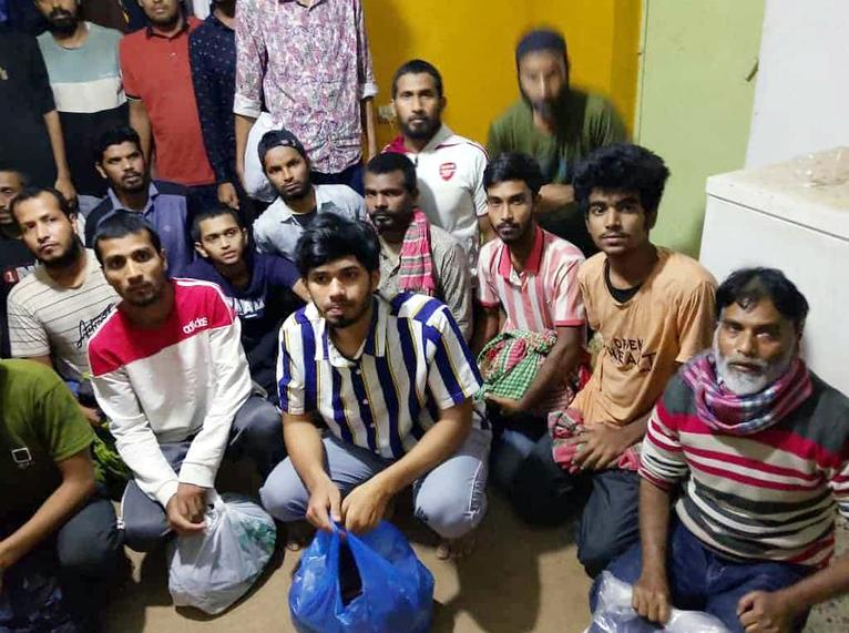 লিবিয়ার বন্দিদশা শেষে মুক্তি পেল গৌরনদীর ৭০ যুবকসহ ১০৮ বাংলাদেশি