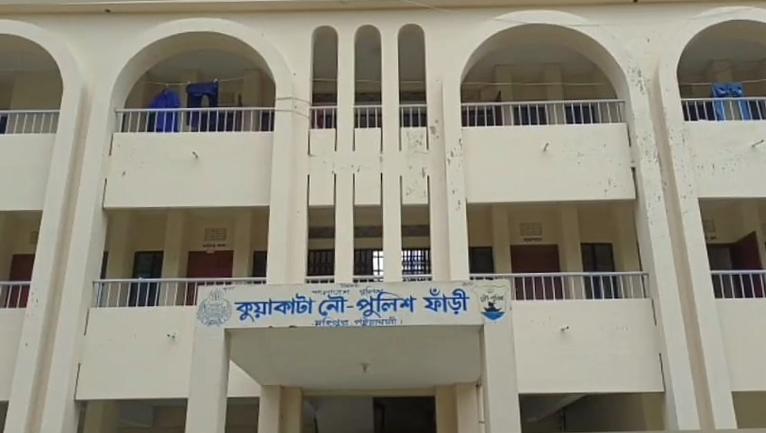 কুয়াকাটায় সূর্যোদয় পয়েন্ট থেকে অজ্ঞাত যুবকের অর্ধগলিত মরদেহ উদ্ধার