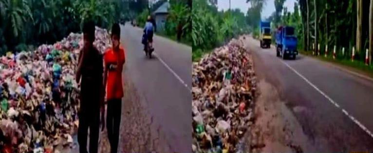 গৌরনদীতে মহাসড়কের পাশে অবৈধ ময়লা ডাম্পিং