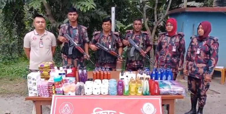 শিবগঞ্জ সীমান্তে চোরাই মোবাইল ও কসমেটিকস জব্দ
