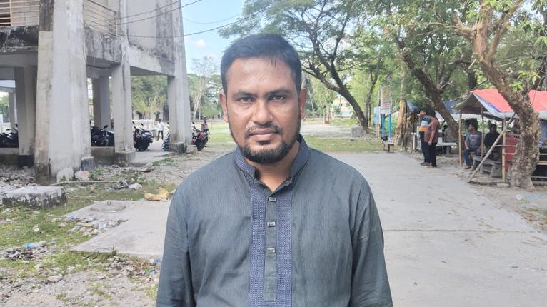 গলাচিপার গোলখালী ইউনিয়নে চেয়ারম্যান এখন আবু সাঈদ