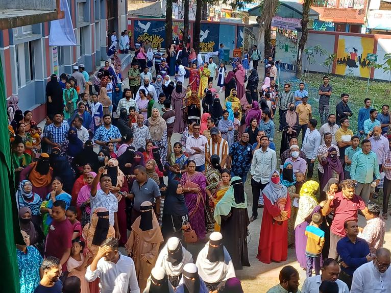 ছাতকে পৌরসভার মেধাবৃত্তি পরীক্ষা সম্পন্ন