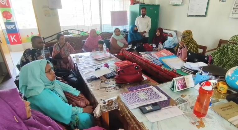 পটুয়াখালীতে প্রাথমিক বিদ্যালয়ের ৫৭৩৩ শিক্ষকের পূর্ণদিবস কর্মবিরতি