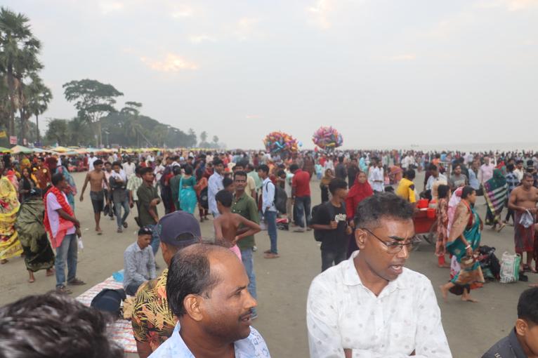 কুয়াকাটা ও বরগুনায় সম্পন্ন দুই শতাব্দীর ঐতিহ্যবাহী রাস উৎসব