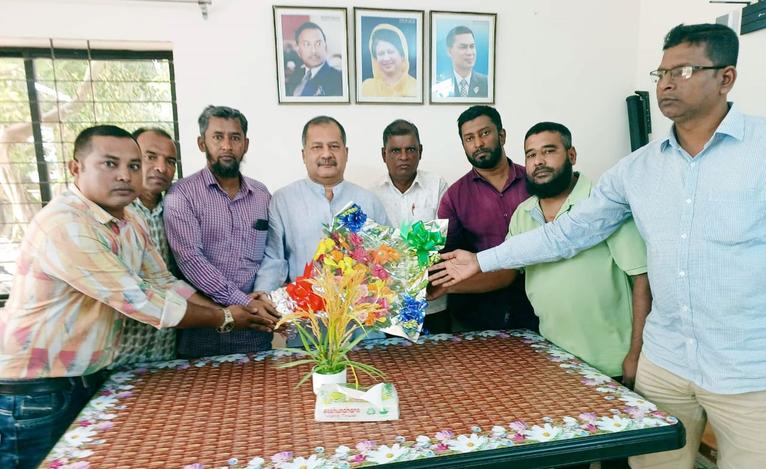 বরিশাল-১ আসন বিএনপি প্রার্থীর সঙ্গে আগৈলঝাড়া প্রেসক্লাবের মতবিনিময়