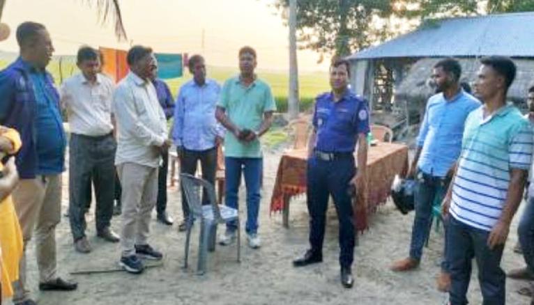 আমতলীতে ধর্ষণের শিকার গৃহবধূর পরিবারকে নিরাপত্তার আশ্বাস প্রসাশনের