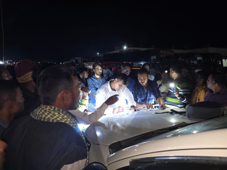 কুয়াকাটা বাস টার্মিনালে গাঁজা সেবন: দুইজনের কারাদণ্ড