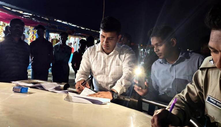 কুয়াকাটায় গাঁজা সেবনের দায়ে ৪ যুবকের কারাদণ্ড