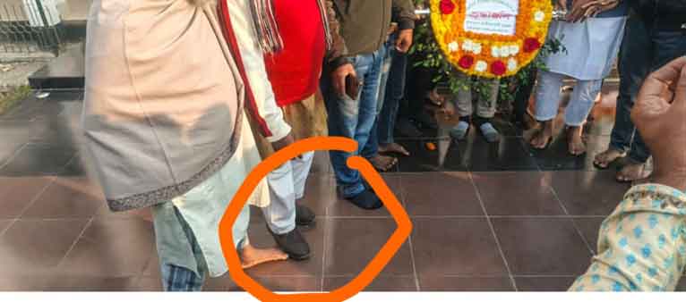 দুমকিতে আসন বণ্টন নিয়ে ক্ষোভে বিজয় দিবসের অনুষ্ঠান বর্জন