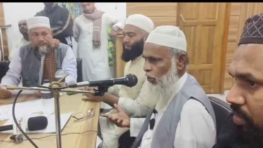 <small>বদলে যেতে পারে নির্বাচনী সমীকরণ  </small> পটুয়াখালী-৪ আসনে লড়তে চান মুফতি হাবিব