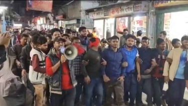 নির্বাচনী তফসিল ঘোষণায় কলাপাড়ায় আনন্দ মিছিল