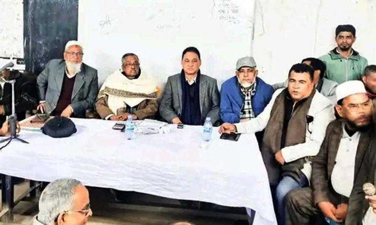 বিভেদ ভুলে এক মঞ্চে সুলতান-কচি, বাবুগঞ্জে বিএনপির পালে হাওয়া