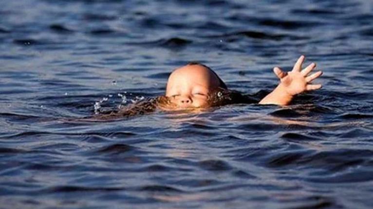 কাউখালীতে বাড়ির পাশের ডোবায় ডুবে শিশুর মৃত্যু