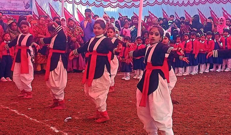 কাউখালীতে মানিক মিয়া কিন্ডারগার্টেনের ৪০তম বার্ষিক অনুষ্ঠান